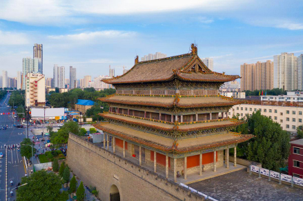 太原府城拱极门