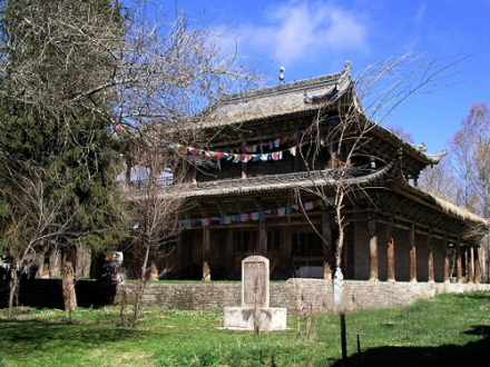 昭苏喇嘛教建筑：圣佑庙 