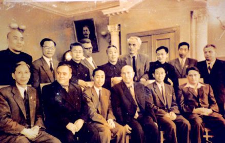 童第周、朱树屏、赫崇本等与外国友人