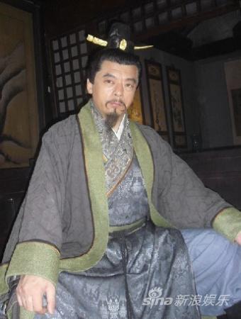 《新版水浒》梁中书