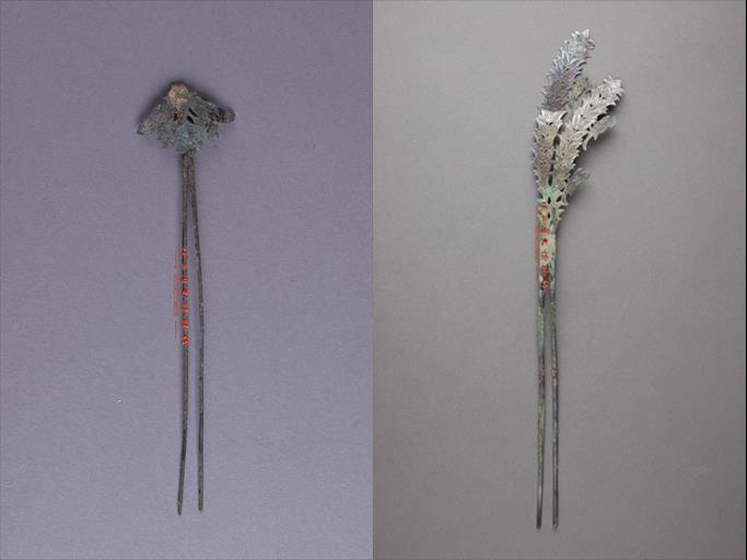唐鎏金刻花花卉形银钗、唐透空刻花花枝小鸟纹银钗