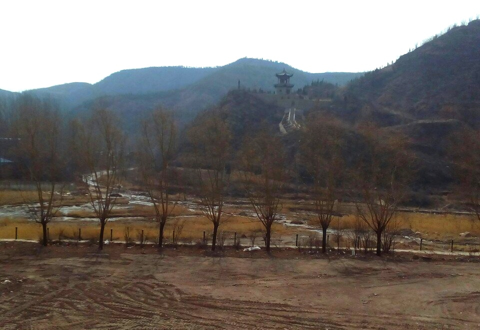 洪安涧河古县县城南段