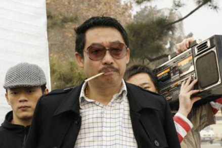 刘桦《贻笑大方》中饰演螃蟹