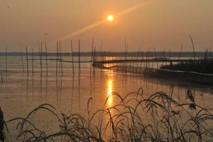 女山湖 