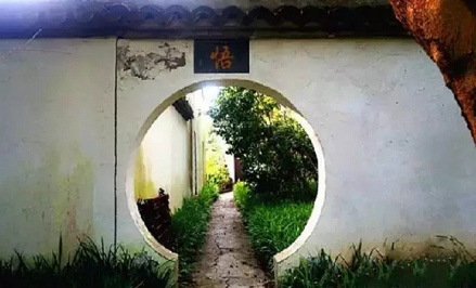 通往厉杭二公祠的幽径