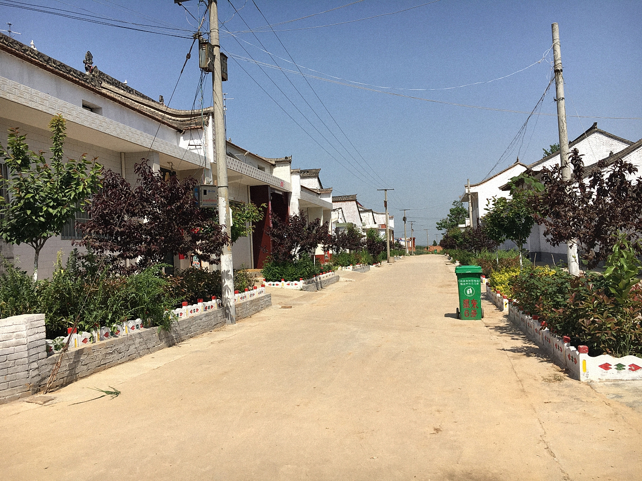 京当镇范家营村