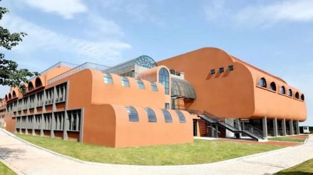 四川国际标榜职业学院体育馆