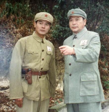 《广州市长叶剑英》剧照