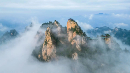 神女峰