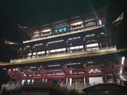 杜甫江阁夜景