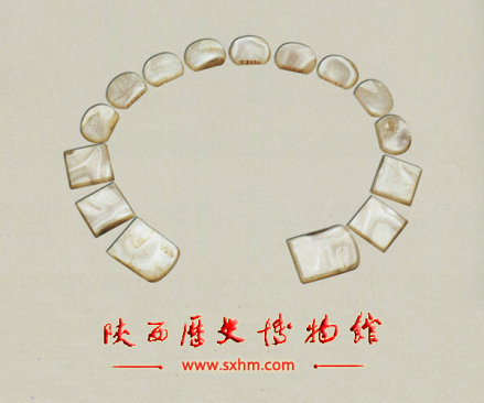 唐·白玛瑙带跨