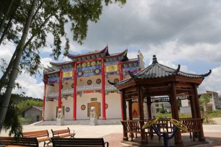 许坊乡谙源村