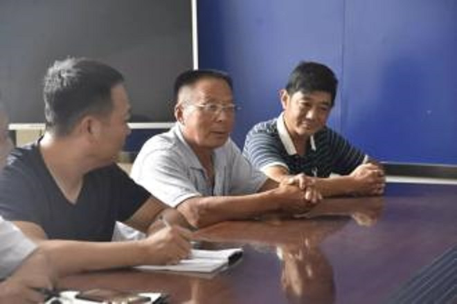 道东堡镇领导慰问退役军人