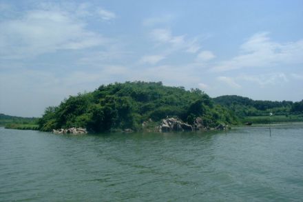 黄泥湖