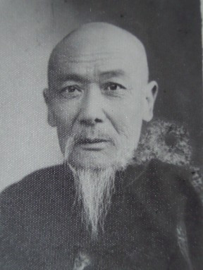 杨少侯