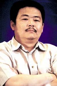 唐万新