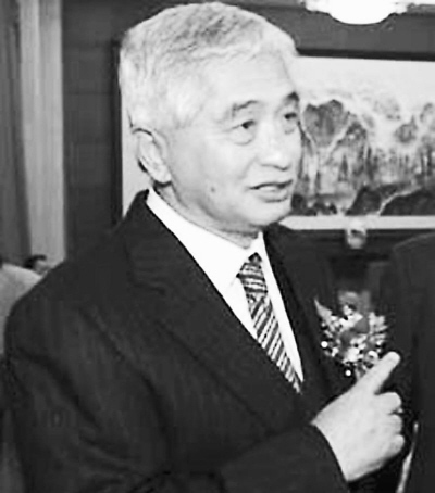 荣智健