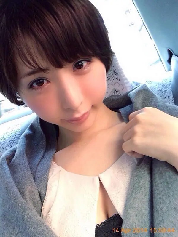 大沢佑香 大沢佑香
