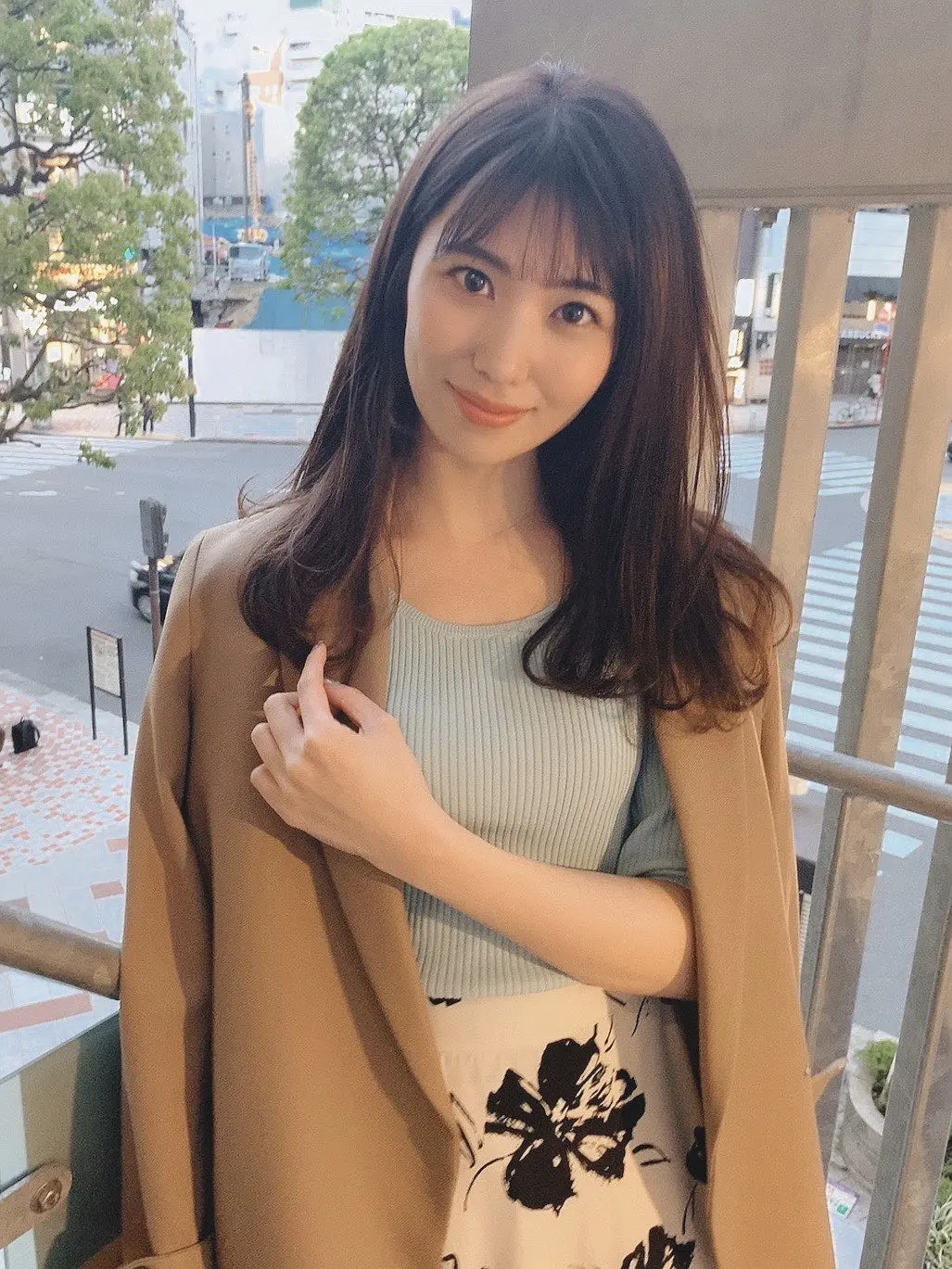 山岸逢花
