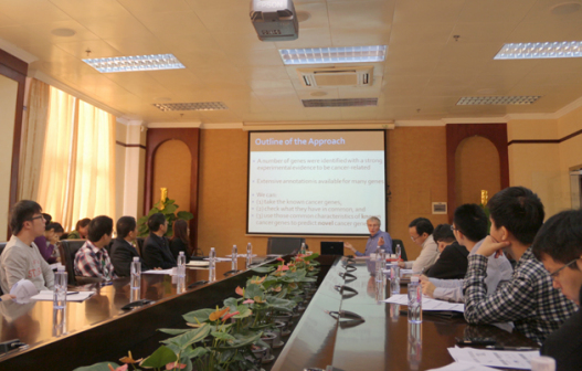 美国大学教授到访