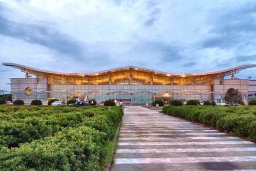 黄山屯溪国际机场航站楼夜晚