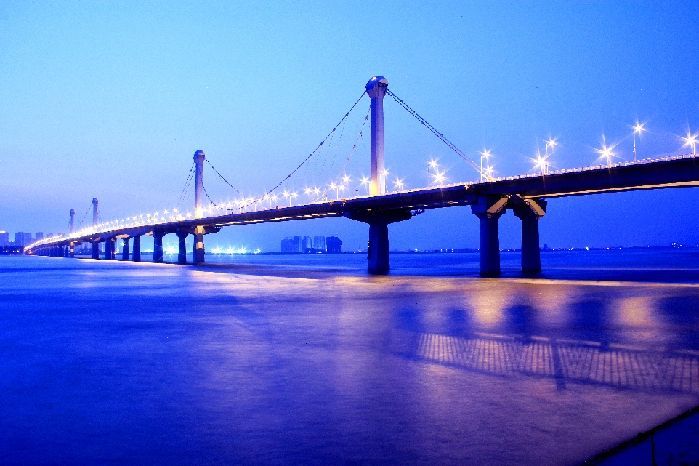 江东大桥夜景