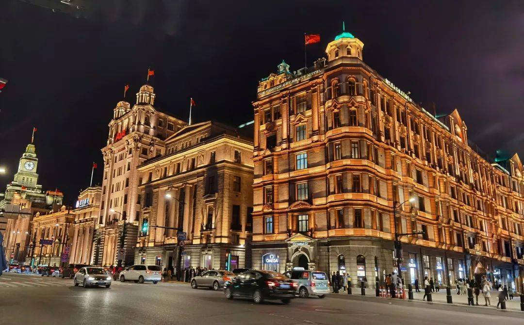 中山东一路南京东路路口