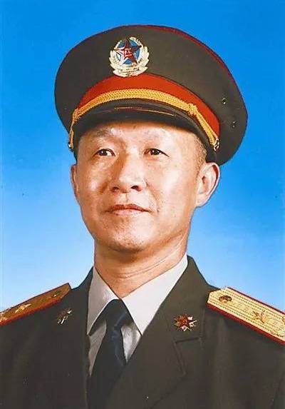杨业功
