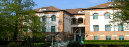 健康科学和社会研究学院主楼