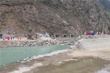2019年9月苏基克纳里水电站大坝河道截流成功