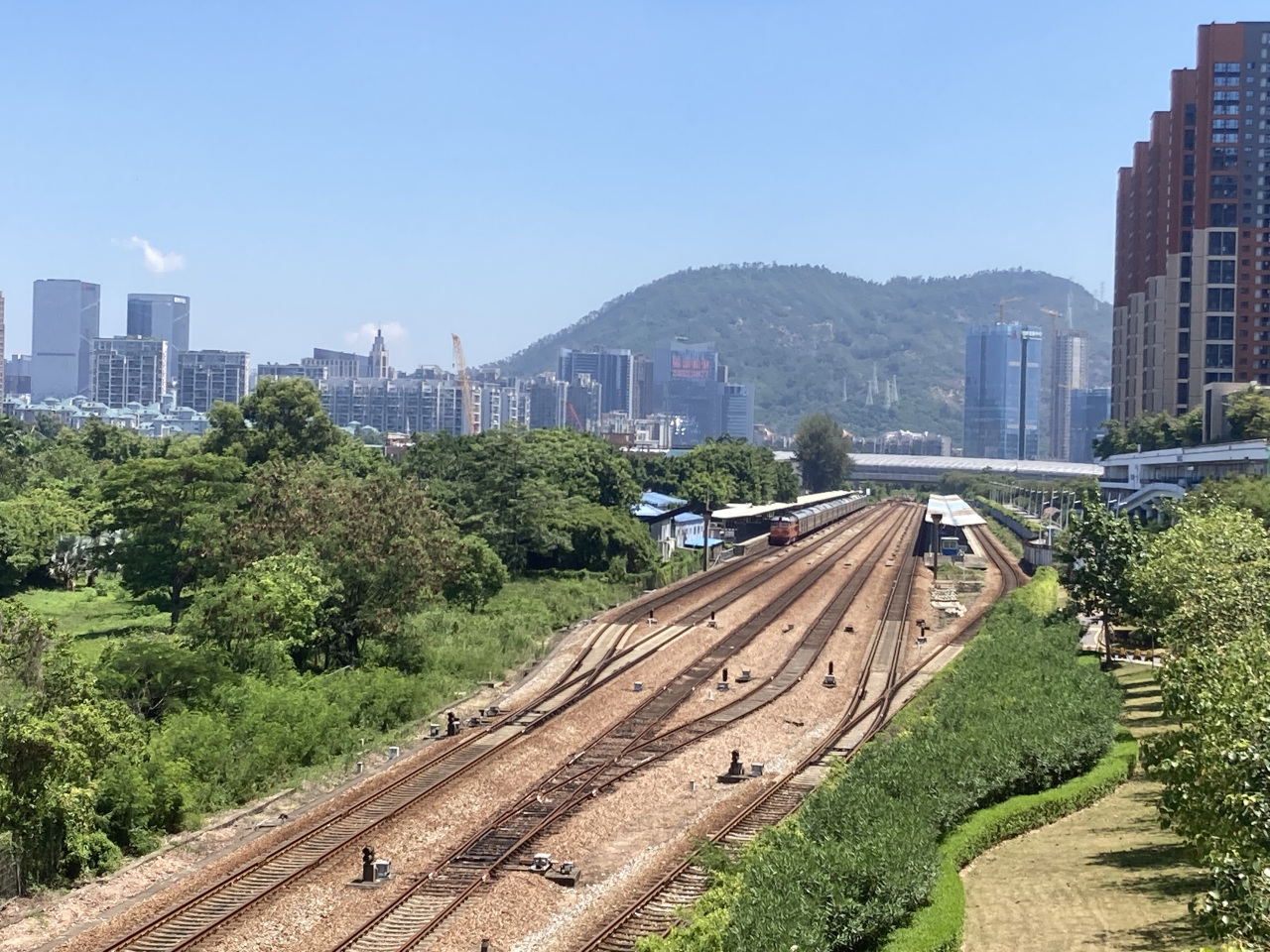 深圳西站站场规模为2台6线