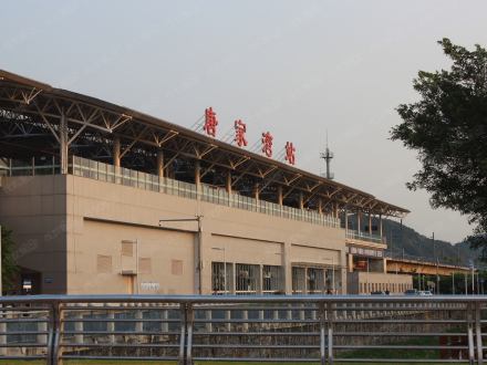 唐家湾站