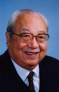 顾问费孝通先生