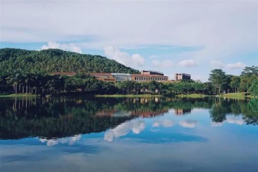 丽泽湖