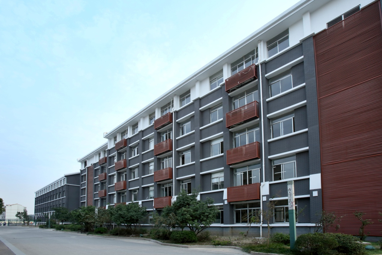 高二教学楼