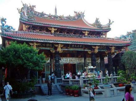 龙山寺
