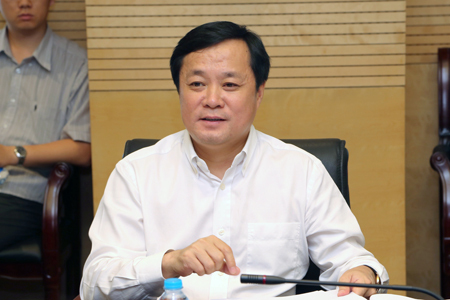 董事长、党委书记贺东风