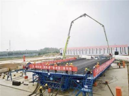 宁滁城际铁路箱梁浇筑