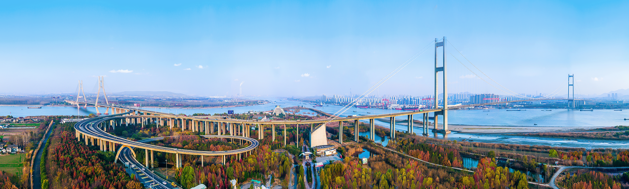 润扬长江公路大桥全貌图