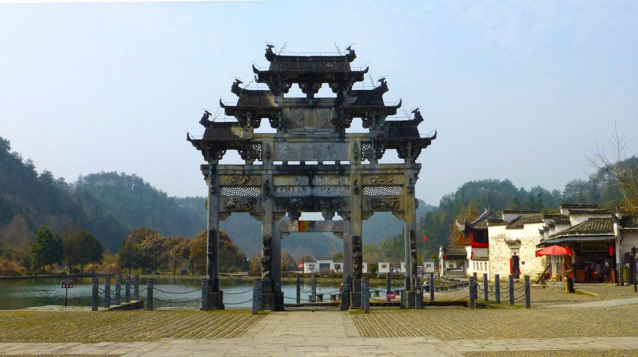 胡文光牌楼
