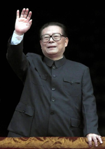 1999年10月1日，江泽民在天安门城楼上 