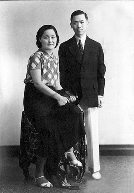 史良与陆殿栋新婚合影