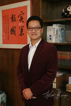 董事长杨勇 
