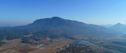 应天山