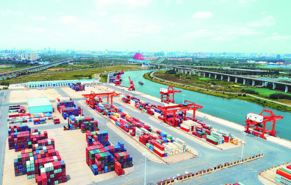 合肥港国际集装箱码头