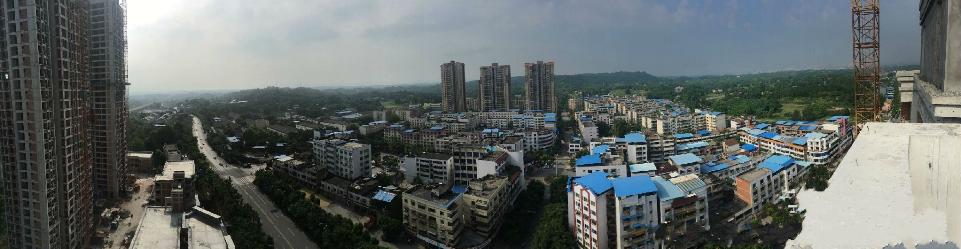 峰高街道远景
