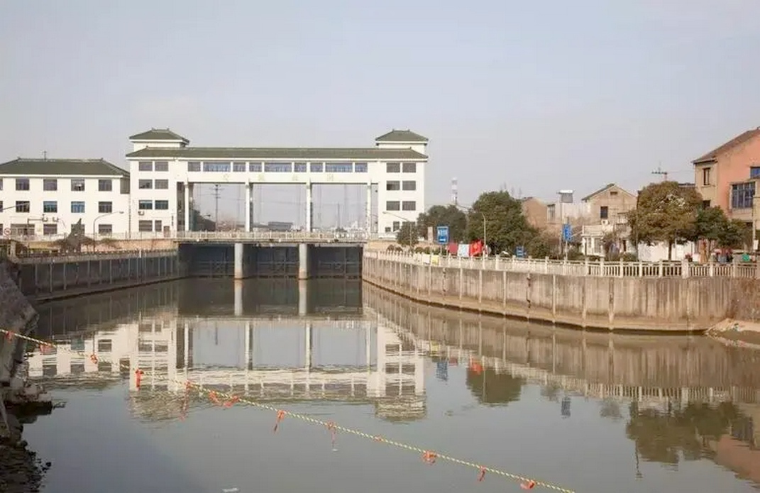 工农闸（定波闸）