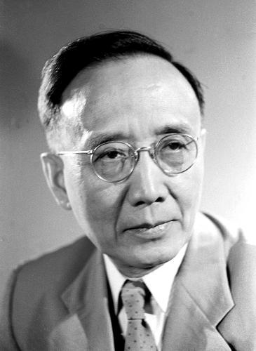 郭沫若像