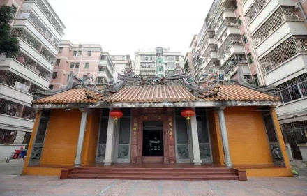 何真公祠