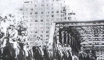 解放上海